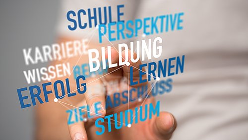 Link zur Seite: Ausbildung, Studium & Weiterbildung